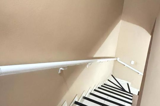 Escada de casa à venda com 3 quartos, 150m² em Vila Luzita, Santo André