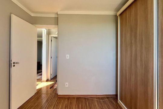 Quarto 1 de apartamento à venda com 2 quartos, 47m² em Vila Carminha, Campinas