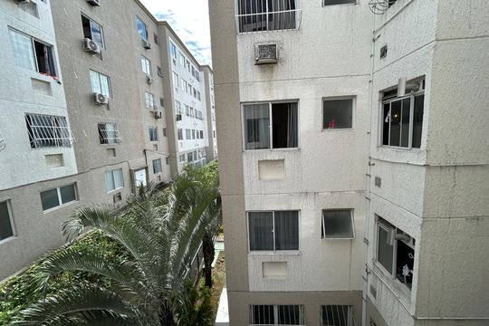 Vista do Quarto 2 de apartamento para alugar com 2 quartos, 44m² em Cavalcanti, Rio de Janeiro