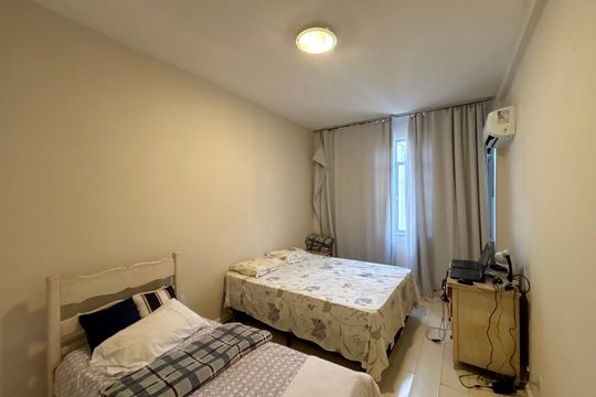 Quarto 3 de apartamento para alugar com 3 quartos, 105m² em Copacabana, Rio de Janeiro