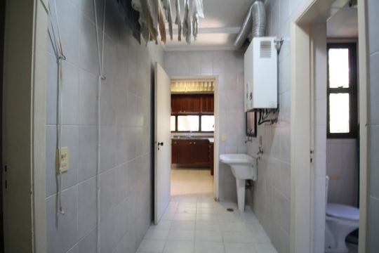Área de Serviço de apartamento à venda com 3 quartos, 105m² em Vila Andrade, São Paulo