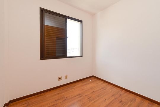 Quarto 2 de apartamento para alugar com 4 quartos, 121m² em Serra, Belo Horizonte