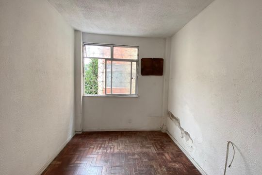 Apartamento para alugar com 2 quartos, 45m² em Tomás Coelho, Rio de Janeiro