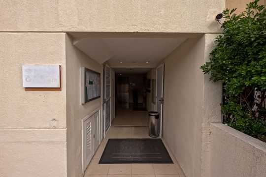 Fachada do bloco de casa de condomínio à venda com 2 quartos, 48m² em Vicente de Carvalho, Rio de Janeiro