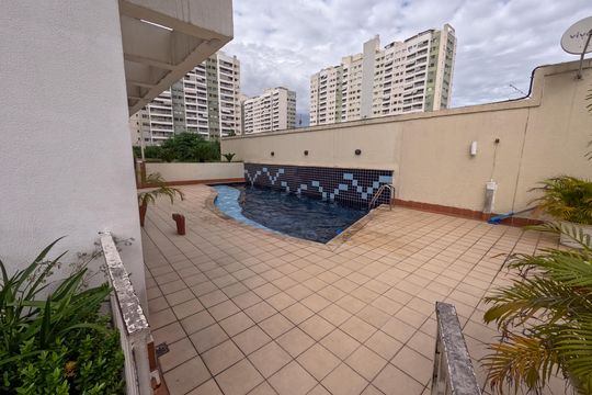 Área comum - Piscina de casa de condomínio à venda com 2 quartos, 48m² em Vicente de Carvalho, Rio de Janeiro