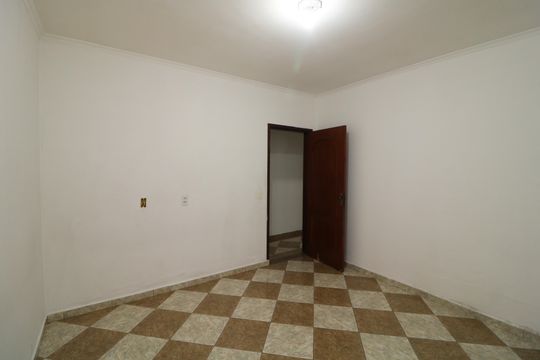 Casa à venda com 3 quartos, 277m² em Vila Santa Clara, São Paulo