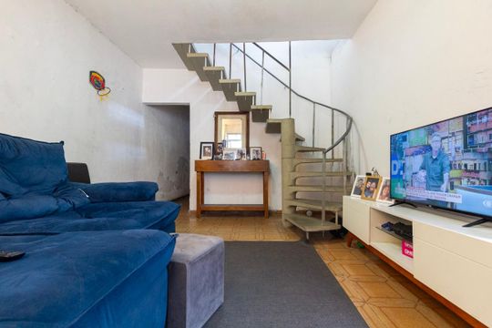 Casa para alugar com 5 quartos, 192m² em Chácara Cruzeiro do Sul, São Paulo