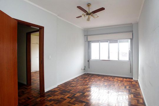 Quarto 3 de apartamento à venda com 3 quartos, 80m² em Centro Histórico, Porto Alegre