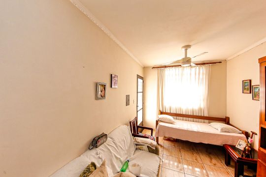 Casa à venda com 2 quartos, 91m² em Parque Residencial Oratorio, São Paulo