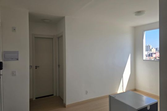 Sala  de apartamento à venda com 2 quartos, 34m² em Centro, Guarulhos
