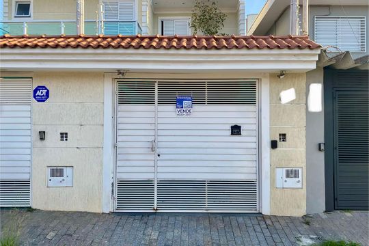 Fachada de casa para alugar com 2 quartos, 126m² em Vila Mazzei, São Paulo