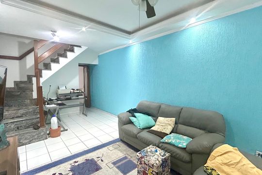 Casa à venda com 3 quartos, 111m² em Jardim Bom Clima, Guarulhos