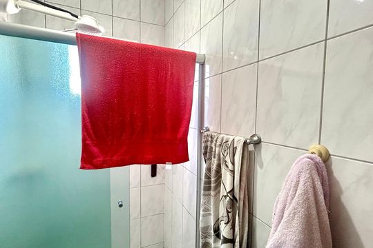 Banheiro da Suíte de casa à venda com 3 quartos, 111m² em Jardim Bom Clima, Guarulhos