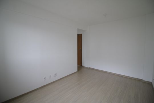 Sala de apartamento para alugar com 2 quartos, 47m² em Taquara, Rio de Janeiro
