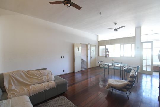 Apartamento para alugar com 3 quartos, 167m² em Tanque, Rio de Janeiro