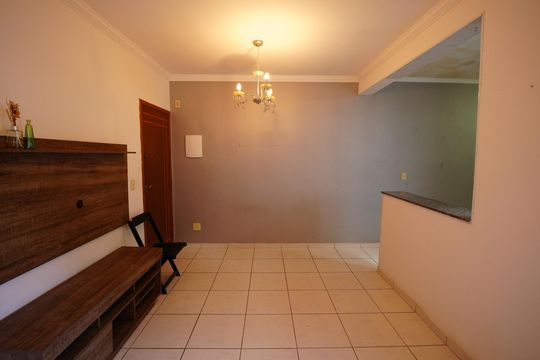 Sala de apartamento para alugar com 2 quartos, 172m² em Vila Eldizia, Santo André