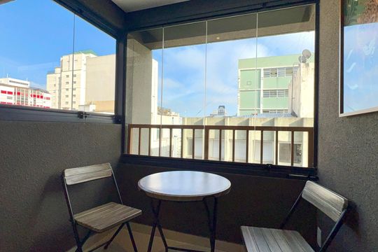Varanda de kitnet/studio à venda com 1 quarto, 21m² em Jardim Paulista, São Paulo