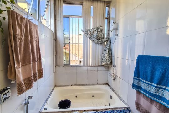 Banheiro da Suíte 2 de casa à venda com 4 quartos, 226m² em Penha, Rio de Janeiro