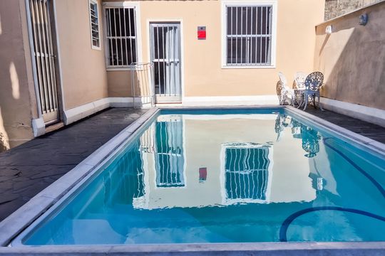 Área comum de casa à venda com 4 quartos, 226m² em Penha, Rio de Janeiro