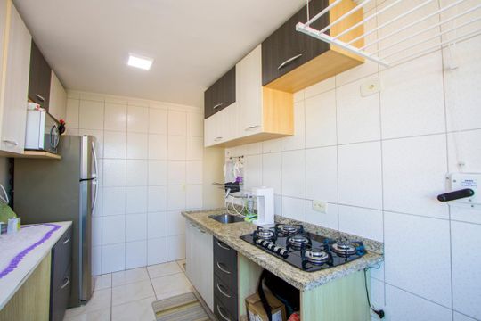 Cozinha/Área de serviço de apartamento à venda com 2 quartos, 55m² em Jardim Alvorada, Santo André
