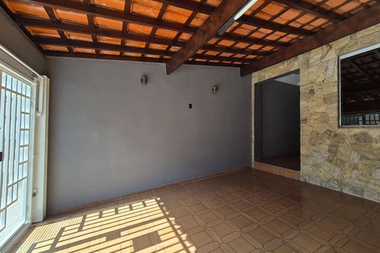 Garagem de casa à venda com 3 quartos, 135m² em Vila América, Santo André