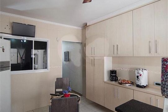 Casa à venda com 3 quartos, 218m² em Vila Matilde, São Paulo