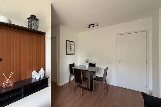 Sala de apartamento para alugar com 2 quartos, 46m² em Barra Olímpica, Rio de Janeiro