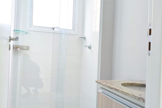 Banheiro de apartamento à venda com 2 quartos, 52m² em Jd N Sra De Fatima, São Bernardo do Campo