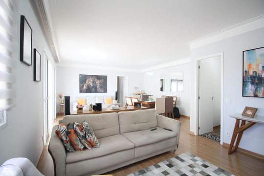 Sala de apartamento à venda com 3 quartos, 126m² em Vila Sonia do Taboao, Taboão da Serra