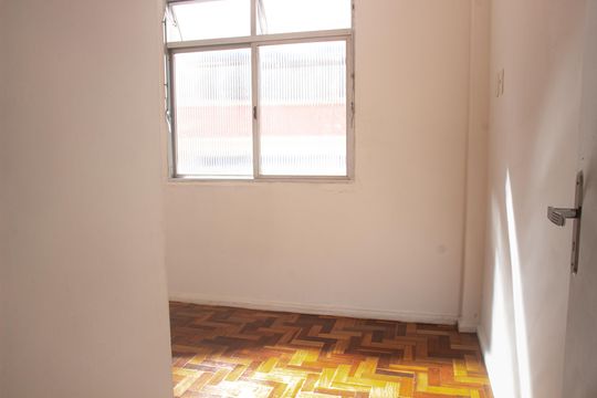 Quarto 1 de apartamento à venda com 3 quartos, 80m² em Vila Isabel, Rio de Janeiro