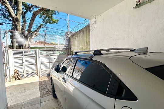 Garagem de casa à venda com 3 quartos, 162m² em Chácara São Luís, Guarulhos