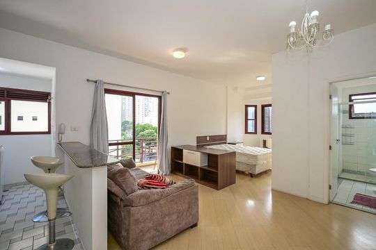 Apartamento à venda com 1 quarto, 55m² em Vila Suzana, São Paulo