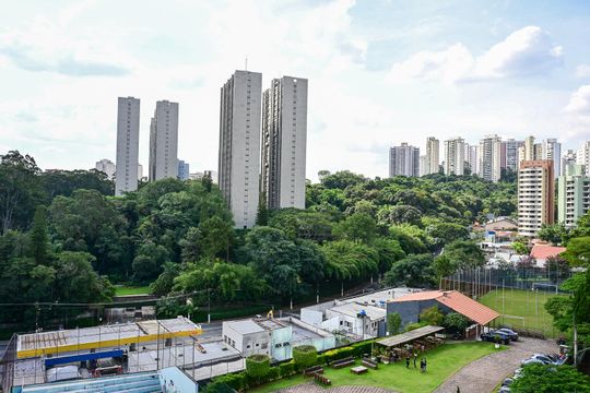 Vista de apartamento à venda com 1 quarto, 55m² em Vila Suzana, São Paulo