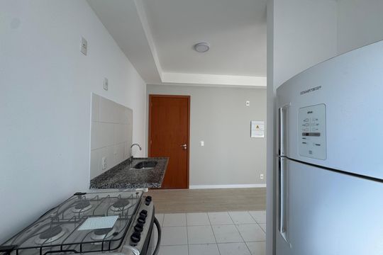 Cozinha de apartamento à venda com 2 quartos, 44m² em Jardim Boa Vista (zona Oeste), Osasco