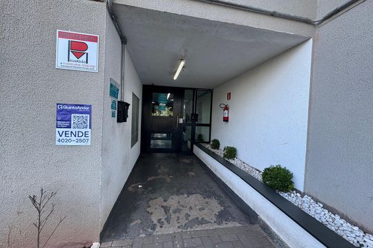 Fachada com Placa de apartamento à venda com 2 quartos, 44m² em Jardim Boa Vista (zona Oeste), Osasco