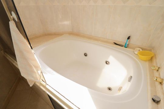 Banheiro da Suíte 4 de apartamento para alugar com 5 quartos, 365m² em Vila Ester (zona Norte), São Paulo