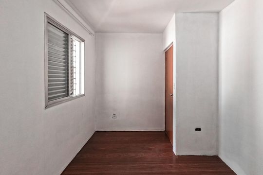 Casa para alugar com 2 quartos, 110m² em Parque Pan Americano, São Paulo