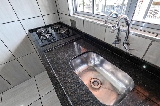 Casa para alugar com 2 quartos, 110m² em Parque Pan Americano, São Paulo