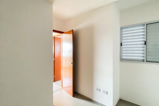 Banheiro de apartamento para alugar com 2 quartos, 37m² em Cidade Líder, São Paulo
