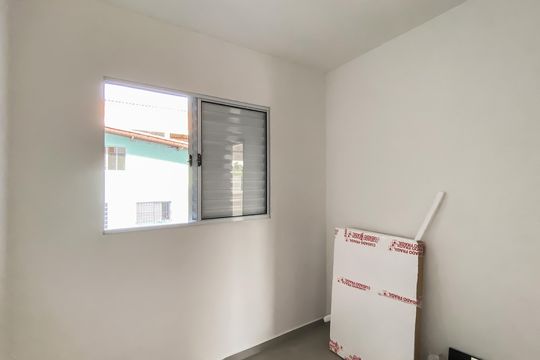Quarto 1 de apartamento para alugar com 2 quartos, 37m² em Cidade Líder, São Paulo