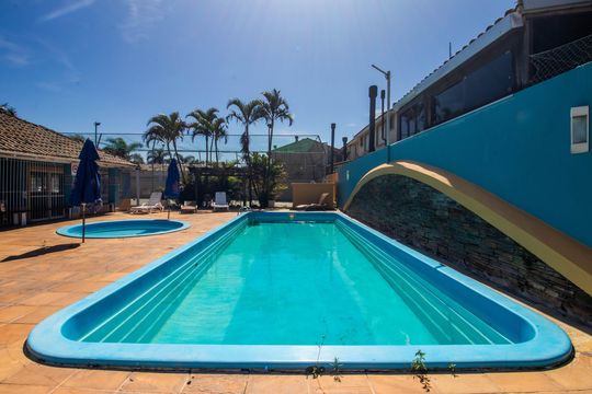 Área comum - Piscina de casa de condomínio para alugar com 2 quartos, 110m² em Humaitá, Porto Alegre