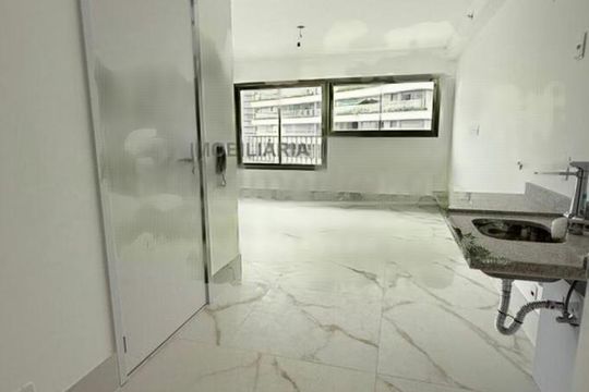 Kitnet/Studio à venda com 1 quarto, 28m² em Indianópolis, São Paulo