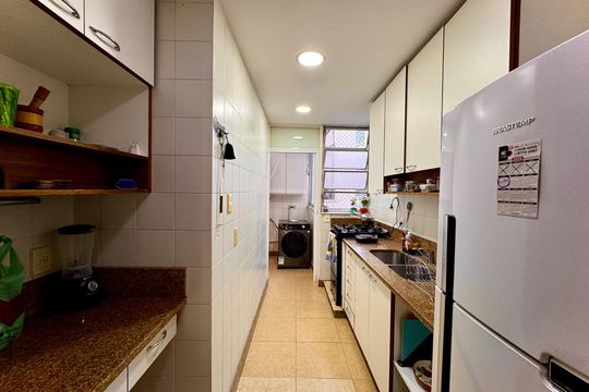 Apartamento à venda com 3 quartos, 160m² em Lagoa, Rio de Janeiro