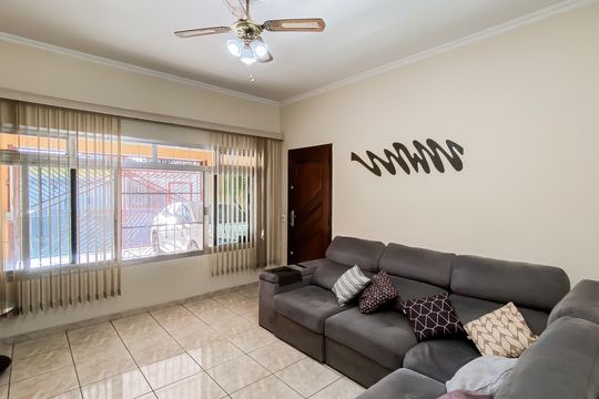 Casa à venda com 3 quartos, 200m² em Vila Ré, São Paulo
