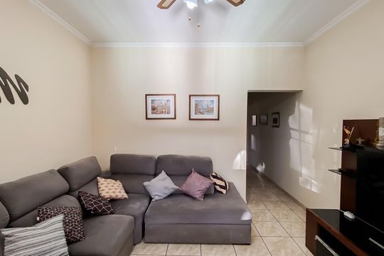 Sala de casa à venda com 3 quartos, 200m² em Vila Ré, São Paulo