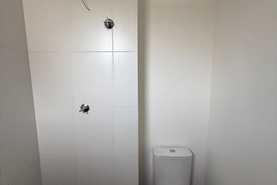 Banheiro de kitnet/studio à venda com 1 quarto, 18m² em Campos Elíseos, São Paulo