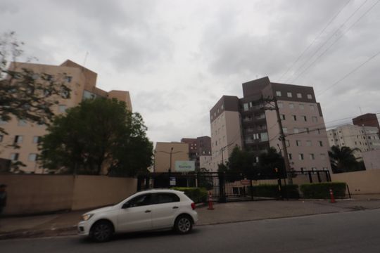 Fachada de apartamento para alugar com 2 quartos, 50m² em Parque São Lourenço, São Paulo