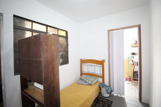 Quarto de Serviço de apartamento para alugar com 3 quartos, 100m² em Jardim Carvalho, Porto Alegre