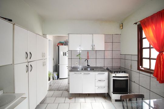 Cozinha de apartamento para alugar com 3 quartos, 100m² em Jardim Carvalho, Porto Alegre