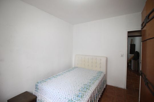 Quarto 1 de apartamento para alugar com 3 quartos, 100m² em Jardim Carvalho, Porto Alegre